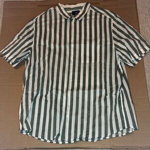 H&M Green and White Vertical Stripe Short Sleeve Button-Up Shirt